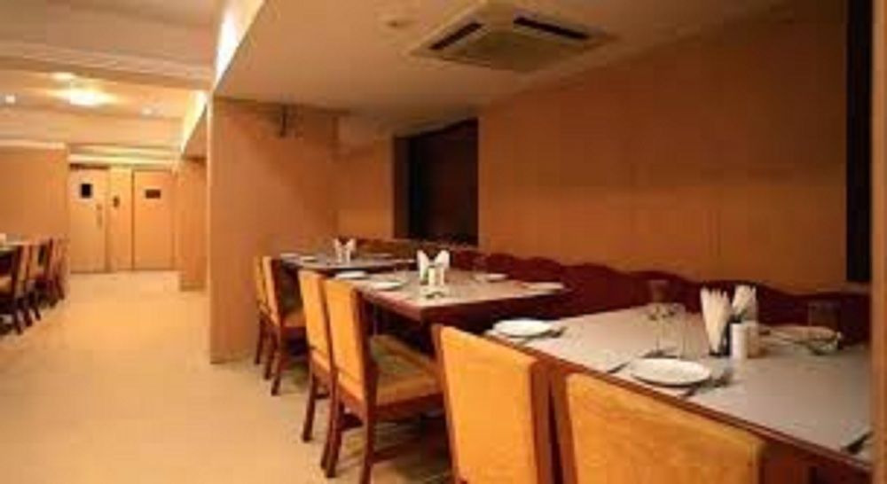 Hotel Shirdi Sai Wada エクステリア 写真