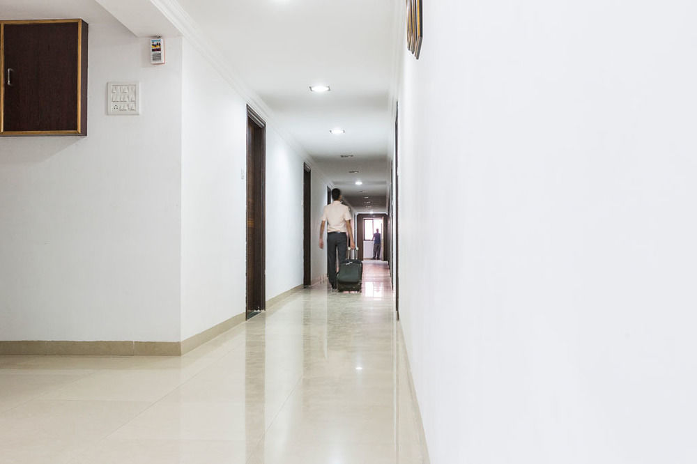 Hotel Shirdi Sai Wada エクステリア 写真